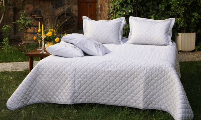 Revitalize Your Bed Sheets: How to Freshen Them Without Washing